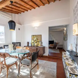 Apartment View Of Pitti Palace Elegant Loft, Florence