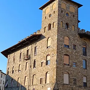 Castle 2 Bedrooms, 2 Bathrooms Appartamento
