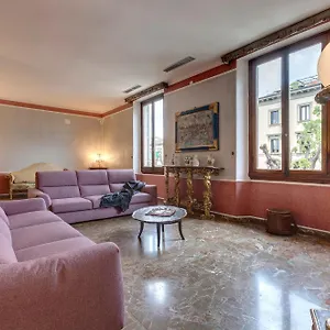Apartment Fiorenza Historical By Mamo, Florence