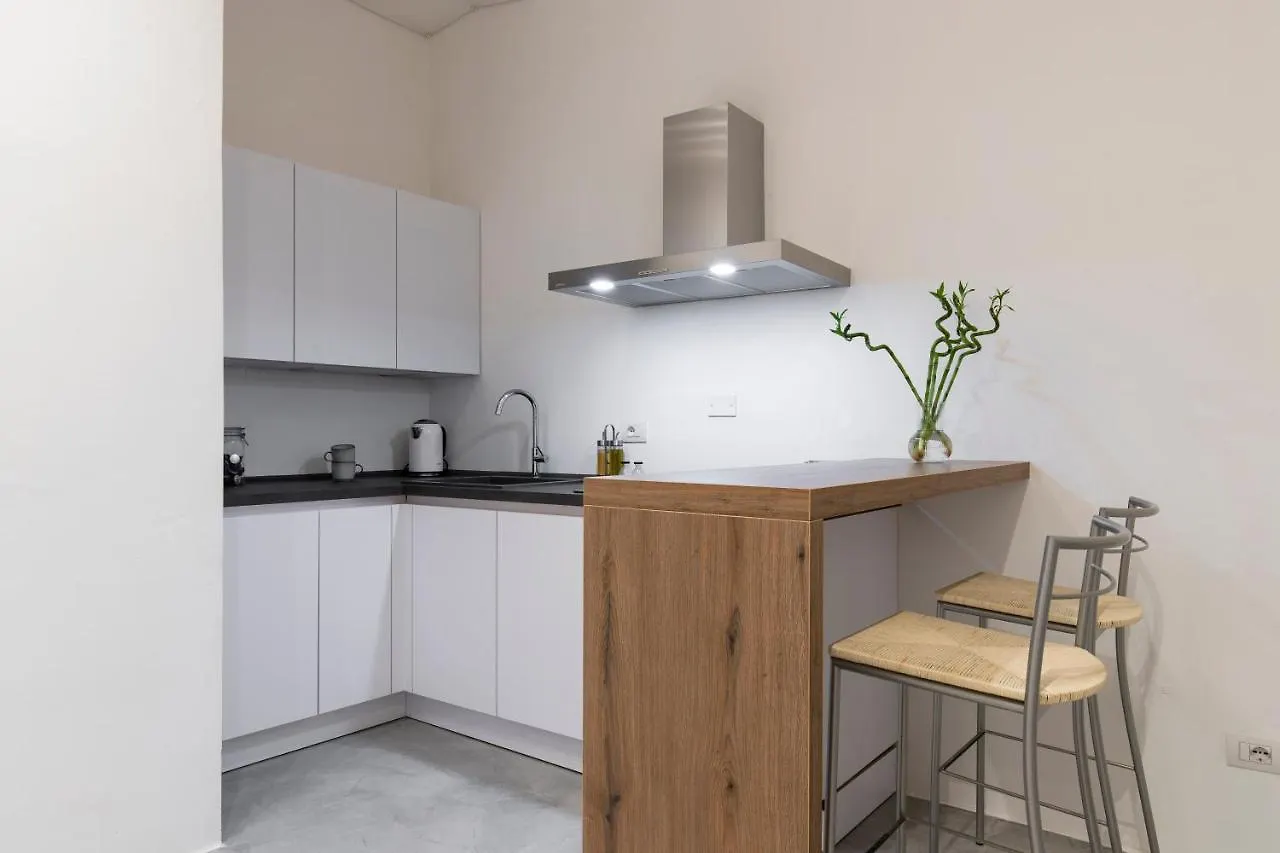 San Frediano Elegant Apartment Florence Italy