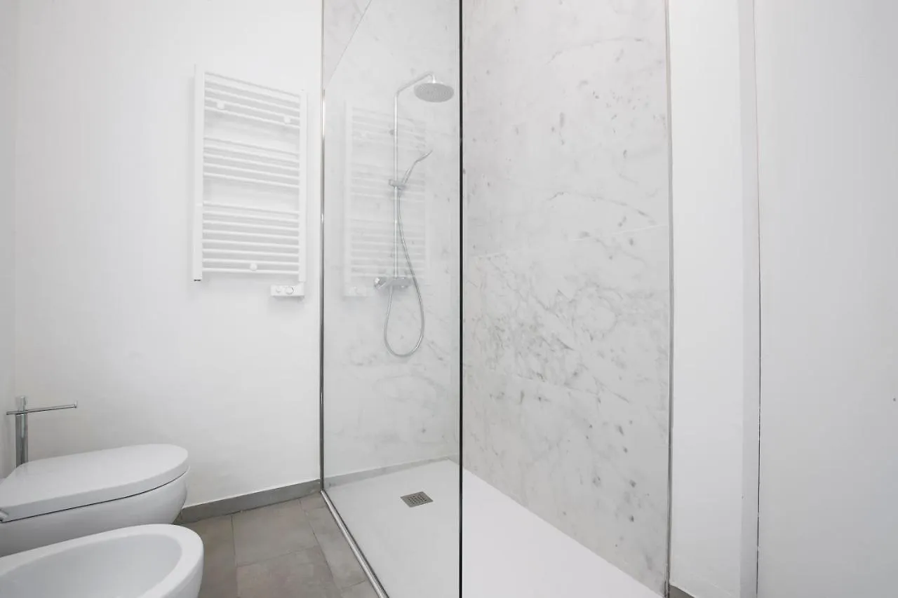 San Frediano Elegant Apartment Florence Italy